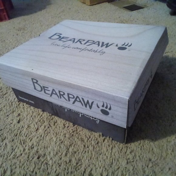 Bearpaw - Krista, Youth size 4 in Hickory - Picture 2 of 12